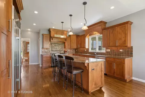 3343 White Eagle Dr, Naperville, IL 60564 photo 23