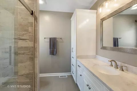 3343 White Eagle Dr, Naperville, IL 60564 photo 34