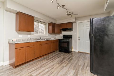 6340 S Eberhart Ave, Chicago, IL 60637 photo 5
