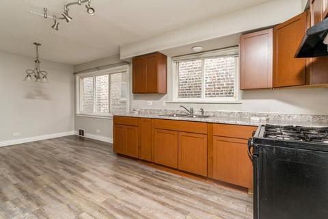 6340 S Eberhart Ave, Chicago, IL 60637 photo 4