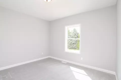 13 Brookstone Cir, Bloomington, IL 61704 photo 18