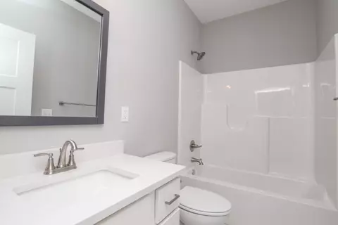 13 Brookstone Cir, Bloomington, IL 61704 photo 20