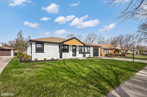 104 N Elm St, Mount Prospect, IL 60056