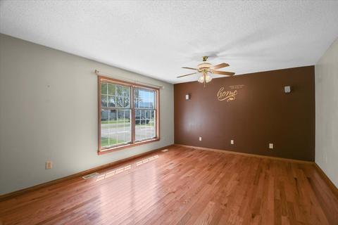 233 N Orchard St, Bement, IL 61813 photo 3