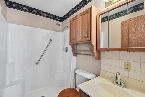 233 N Orchard St, Bement, IL 61813 photo 5