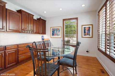 2249 Mint Ln, Glenview, IL 60026 photo 7