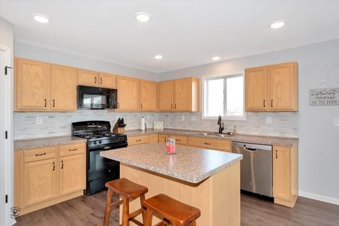 1721 Eagle Ct, Morris, IL 60450 photo 5