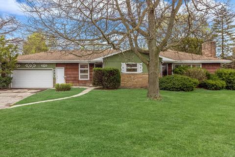 1313 Plainfield Rd, Darien, IL 60561