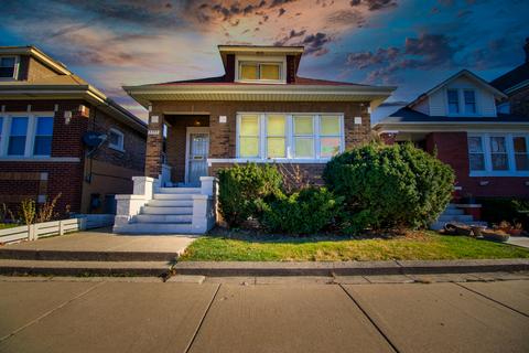 5335 S Francisco Ave, Chicago, IL 60632