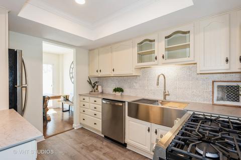 647 Harbor Ter, Bartlett, IL 60103 photo 5
