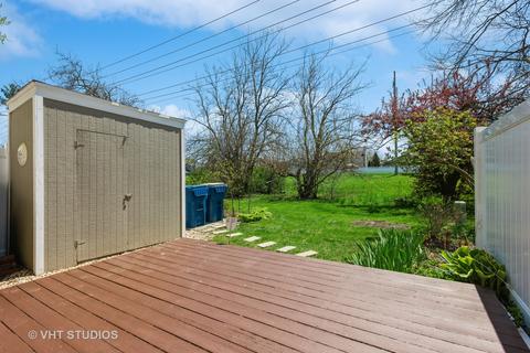 647 Harbor Ter, Bartlett, IL 60103 photo 3