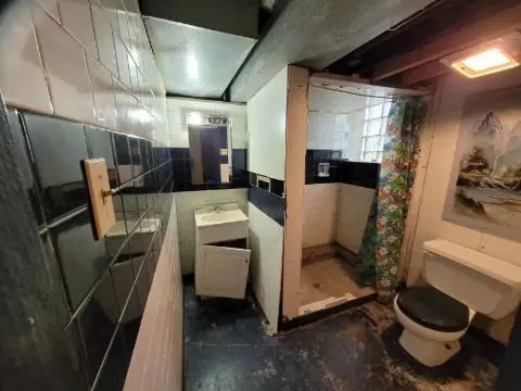  8046 S Manistee Ave, Chicago, IL 60617 photo 17