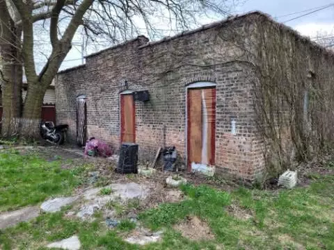  8046 S Manistee Ave, Chicago, IL 60617 photo 15