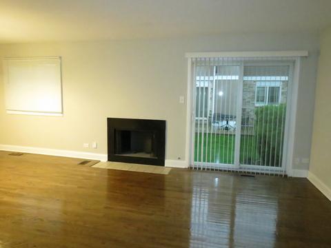 1223 Exeter Ct, Wheaton, IL 60189 photo 3