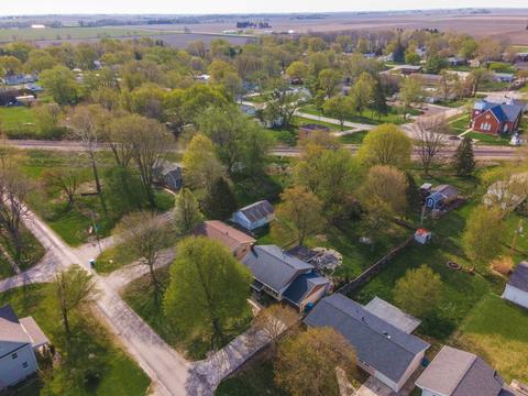107 E North St, Towanda, IL 61776 photo 39