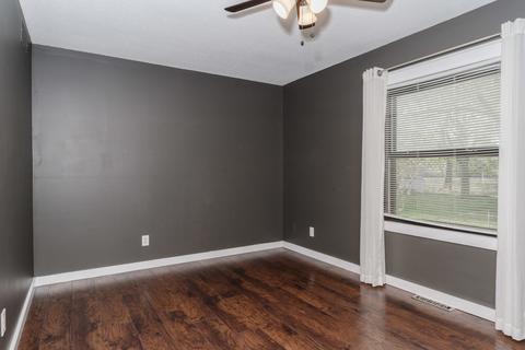 107 E North St, Towanda, IL 61776 photo 14
