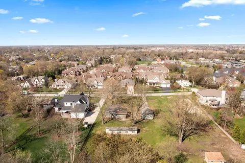 2015 Stoddard Ave, Wheaton, IL 60187 photo 4