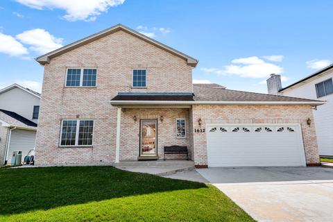 1612 Percy Ln, Itasca, IL 60143