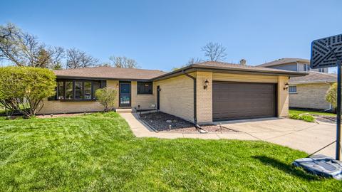 323 S Walnut St, Itasca, IL 60143 photo 1