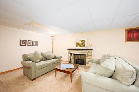 366 Lance Dr, Des Plaines, IL 60016 photo 20