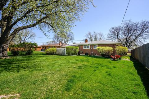 366 Lance Dr, Des Plaines, IL 60016 photo 29