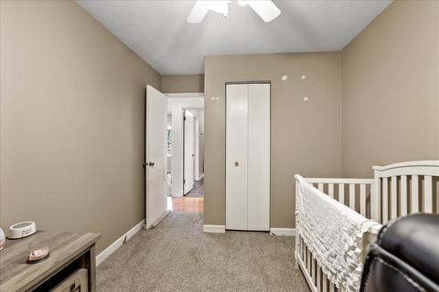 1110 Parliament Rd, Normal, IL 61761 photo 9