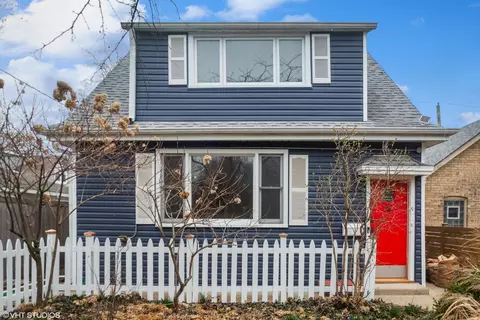 1208 Dewey Ave, Evanston, IL 60202