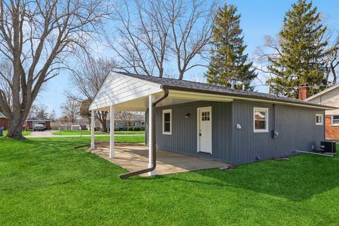 2408 Hyde Park Ave, Holiday Hills, IL 60051 photo 13