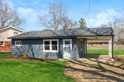 2408 Hyde Park Ave, Holiday Hills, IL 60051 photo 1