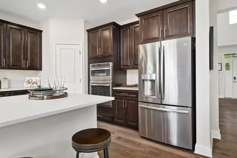 1830 Amarillo Blvd, Elgin, IL 60124 photo 9