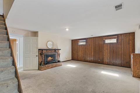 1699 Sheffield Dr, Elgin, IL 60123 photo 11