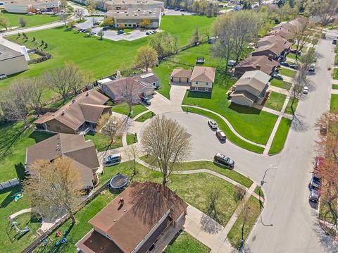 1699 Sheffield Dr, Elgin, IL 60123 photo 20