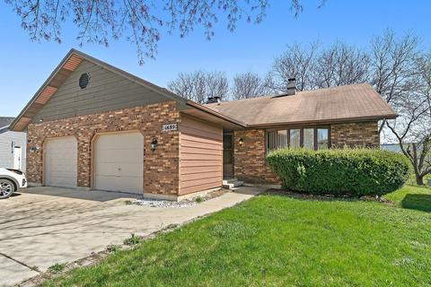 1699 Sheffield Dr, Elgin, IL 60123 photo 1