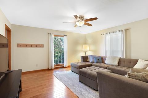 1712 Lakeside Dr, Champaign, IL 61821 photo 11