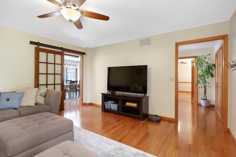 1712 Lakeside Dr, Champaign, IL 61821 photo 12