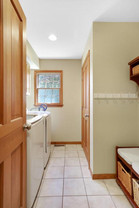 1712 Lakeside Dr, Champaign, IL 61821 photo 25
