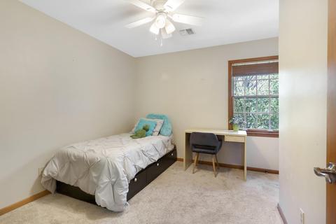 1712 Lakeside Dr, Champaign, IL 61821 photo 28