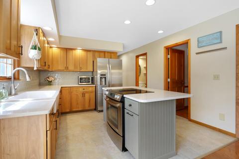 1712 Lakeside Dr, Champaign, IL 61821 photo 18