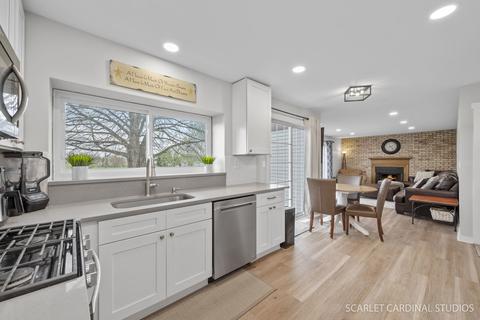 3111 Gresham Ln W, Aurora, IL 60504 photo 6