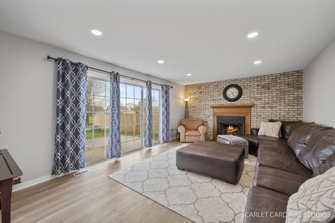 3111 Gresham Ln W, Aurora, IL 60504 photo 9