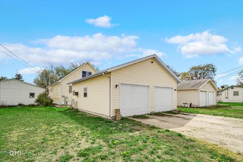 377 S Dearborn Ave, Bradley, IL 60915 photo 12