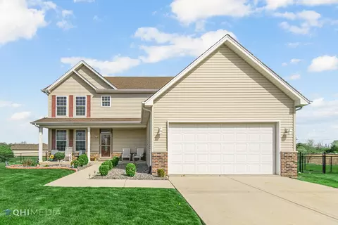 2007 Stone Hedge Ct, Kankakee, IL 60901