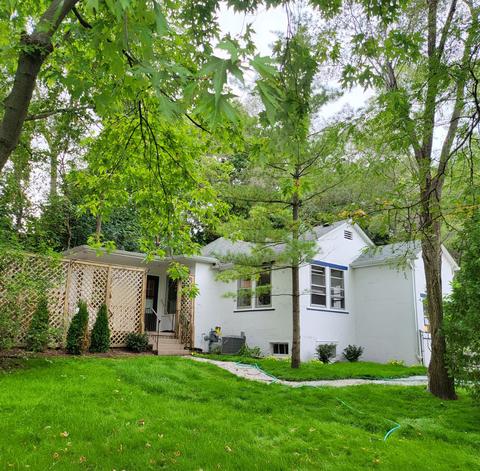 149 E Grand Ave, Fox Lake, IL 60020 photo 1