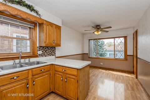 7704 Massasoit Ave, Burbank, IL 60459 photo 8