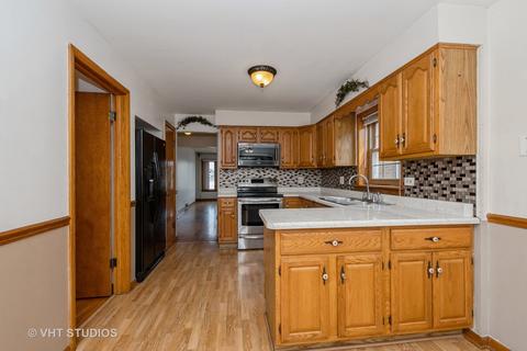 7704 Massasoit Ave, Burbank, IL 60459 photo 10