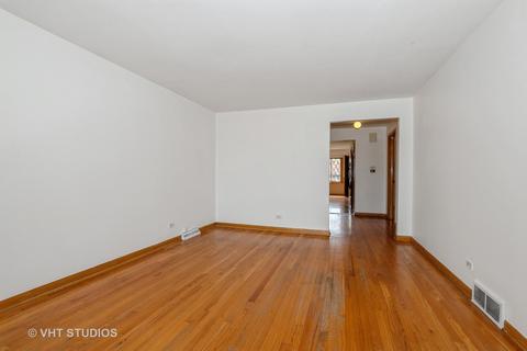 7704 Massasoit Ave, Burbank, IL 60459 photo 3