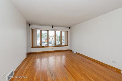 7704 Massasoit Ave, Burbank, IL 60459 photo 2