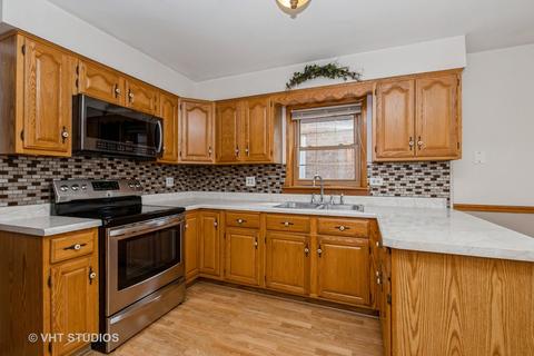 7704 Massasoit Ave, Burbank, IL 60459 photo 9