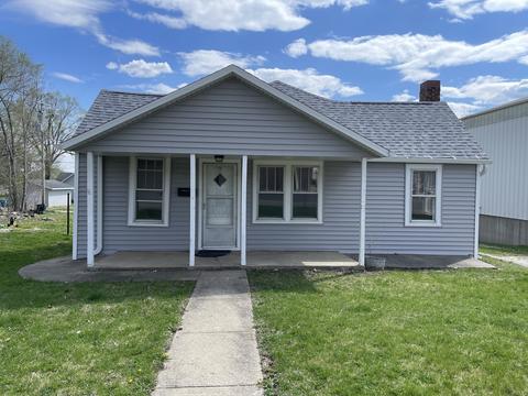 111 E Devlin St, Spring Valley, IL 61362 photo 1