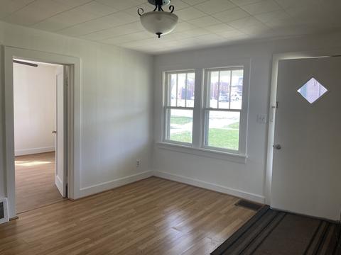 111 E Devlin St, Spring Valley, IL 61362 photo 5